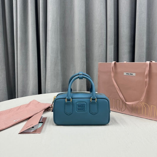 Dragons Bags Miun Miun Luxury Bag --123467