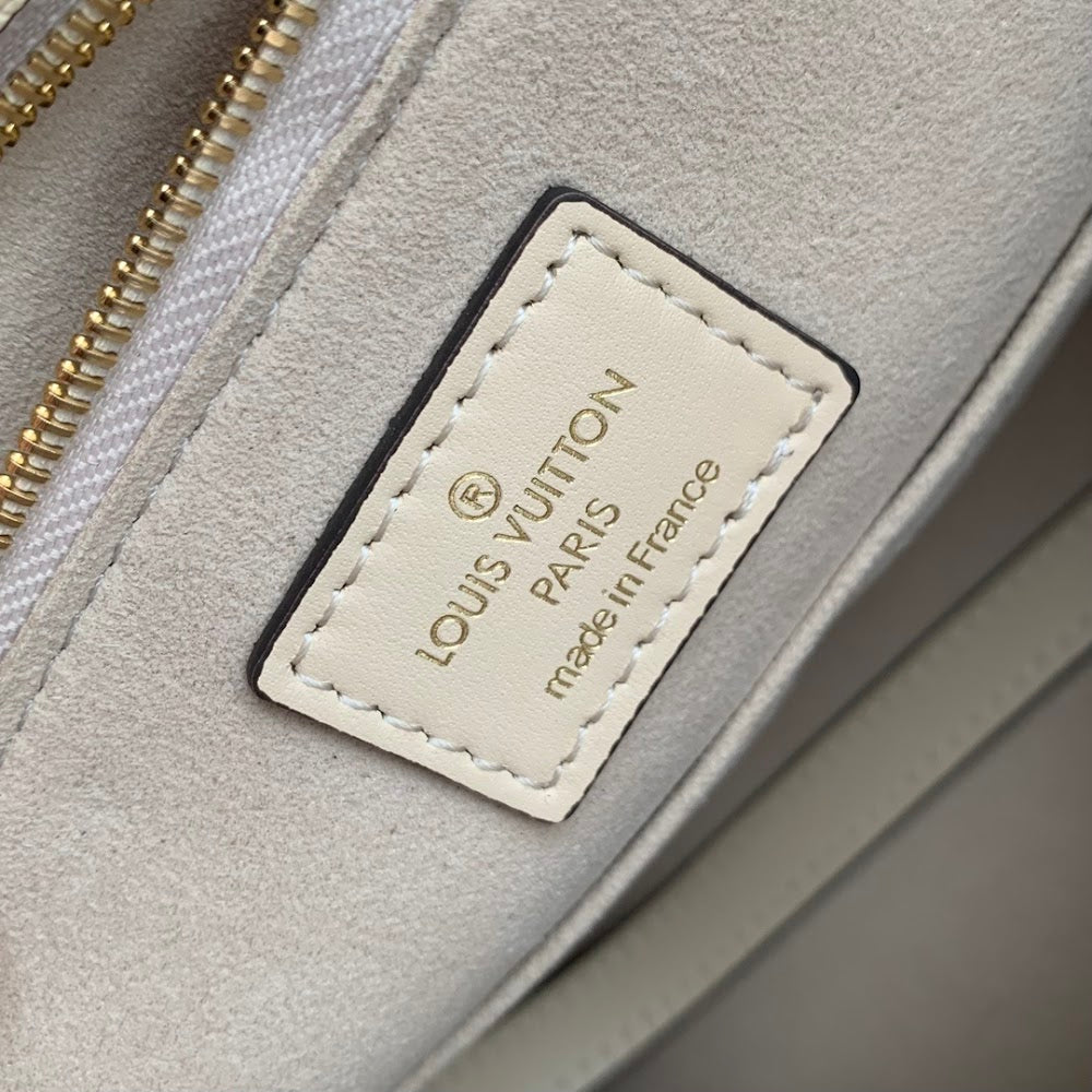 Dragons Bags ln Luxury Bag --97083
