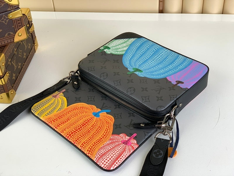 Dragons Bags ln Luxury Bag --61510