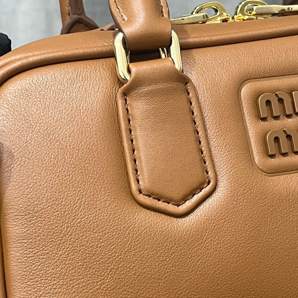 Dragons Bags Miun Miun Luxury Bag --123466