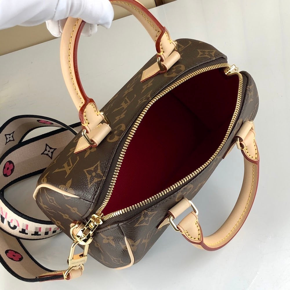 Dragons Bags ln Luxury Bag --66915
