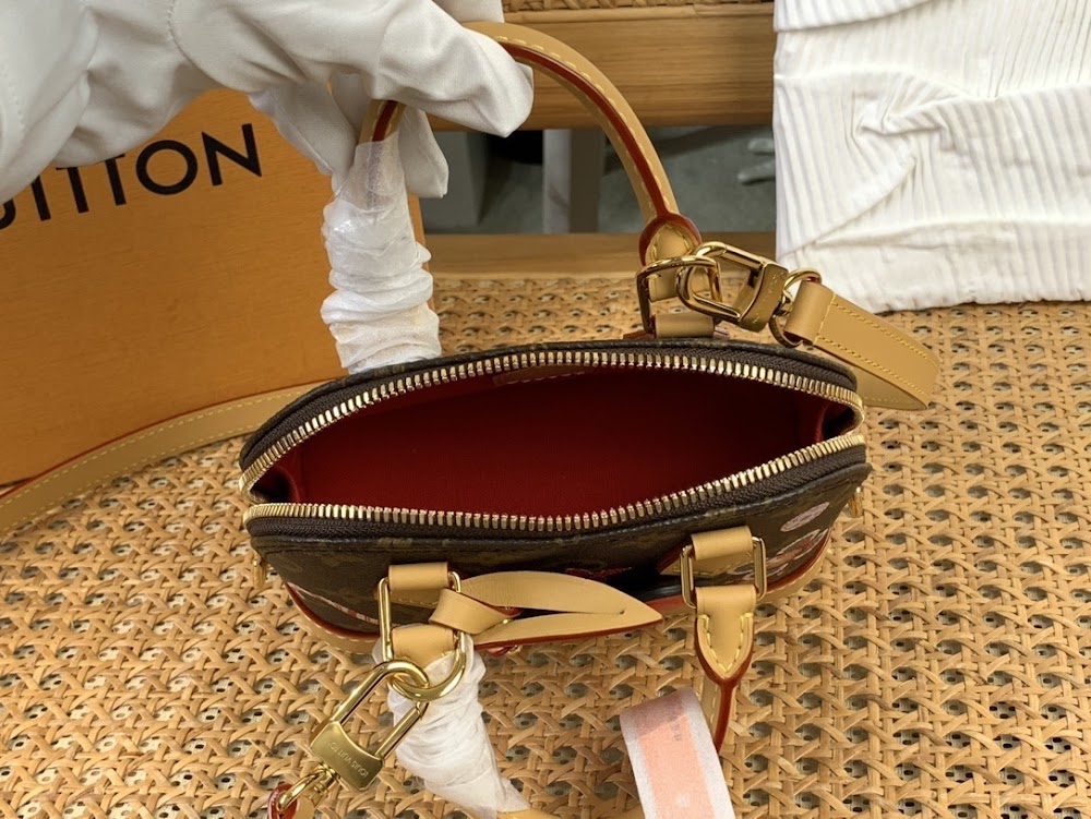 Dragons Bags ln Luxury Bag --62551