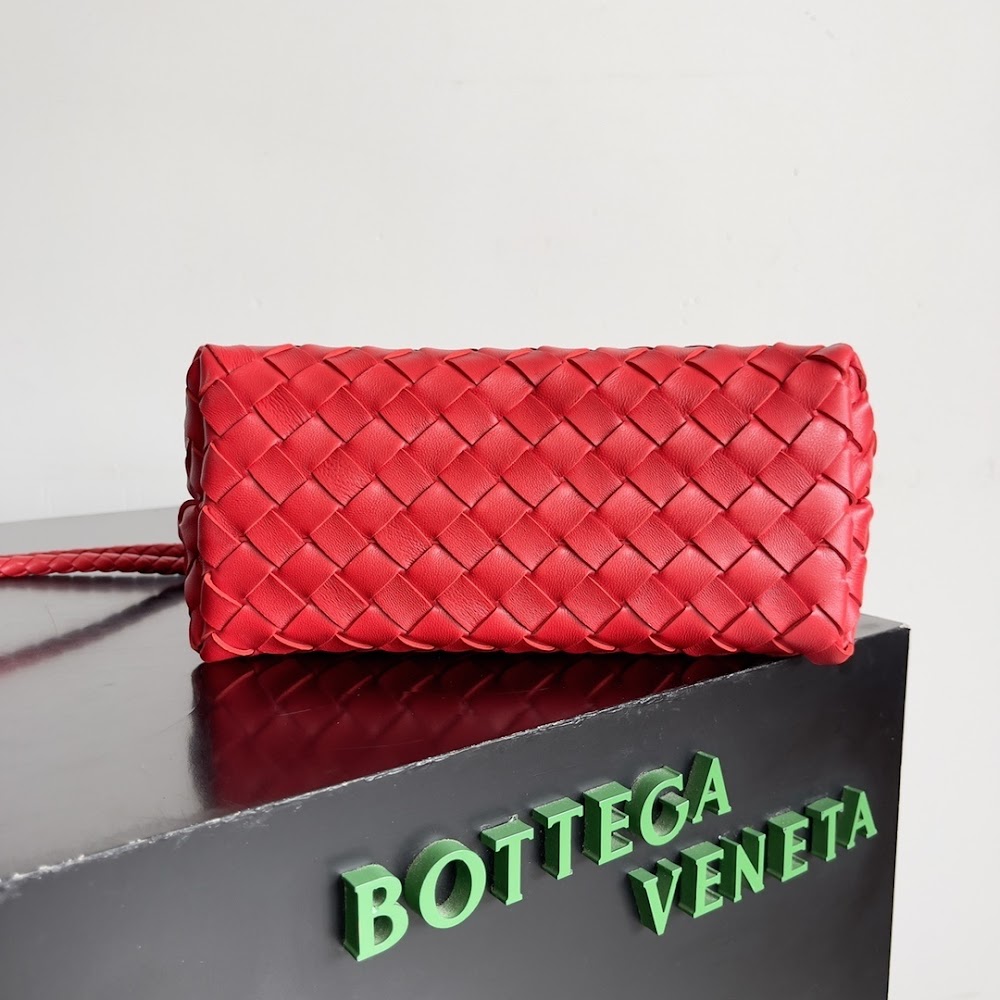 new-luxury-designer-bags-nm10666