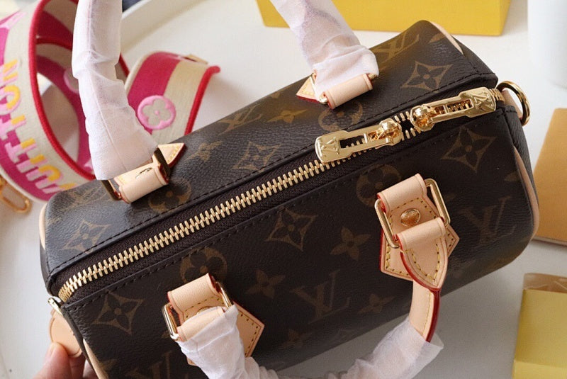 Dragons Bags ln Luxury Bag --66906