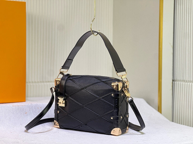 Dragons Bags ln Luxury Bag --81442