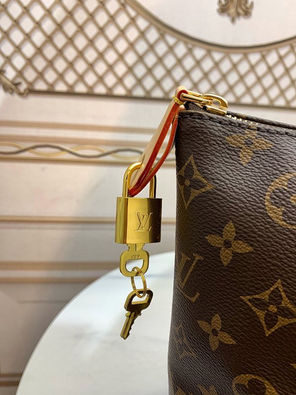 Dragons Bags ln Luxury Bag --59565