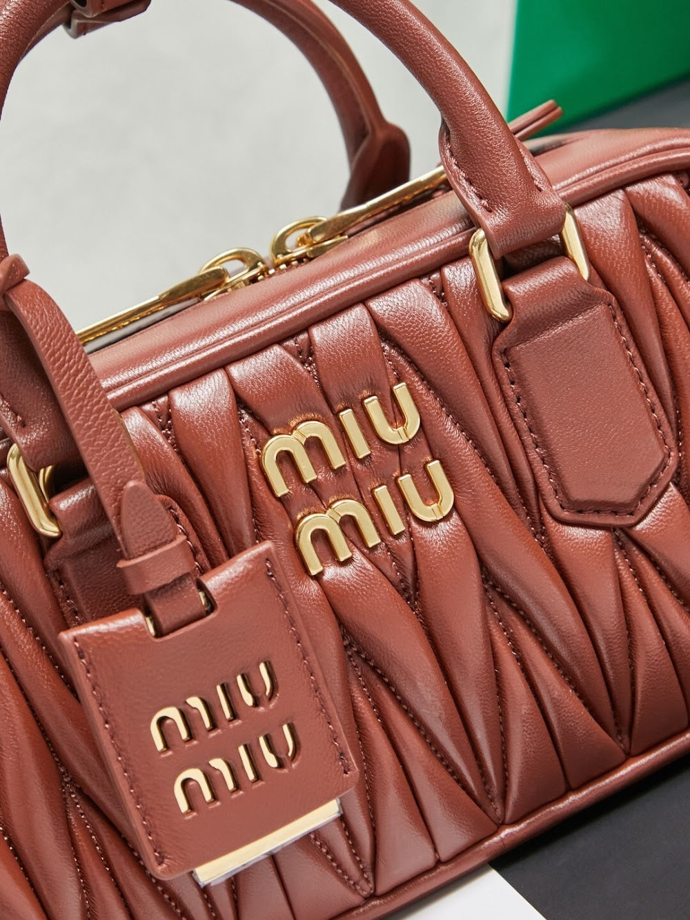 Dragons Bags Miun Miun Luxury Bag --123655