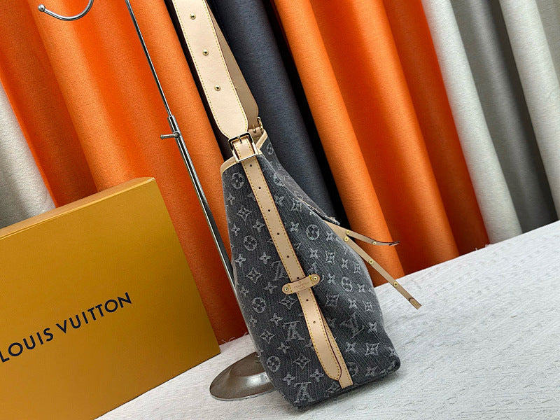 Dragons Bags ln Luxury Bag --81712