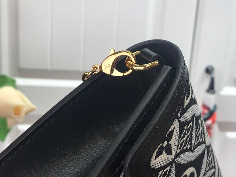 Dragons Bags ln Luxury Bag --59363