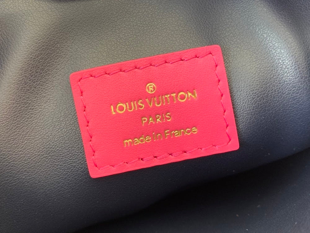 Dragons Bags ln Luxury Bag --68101