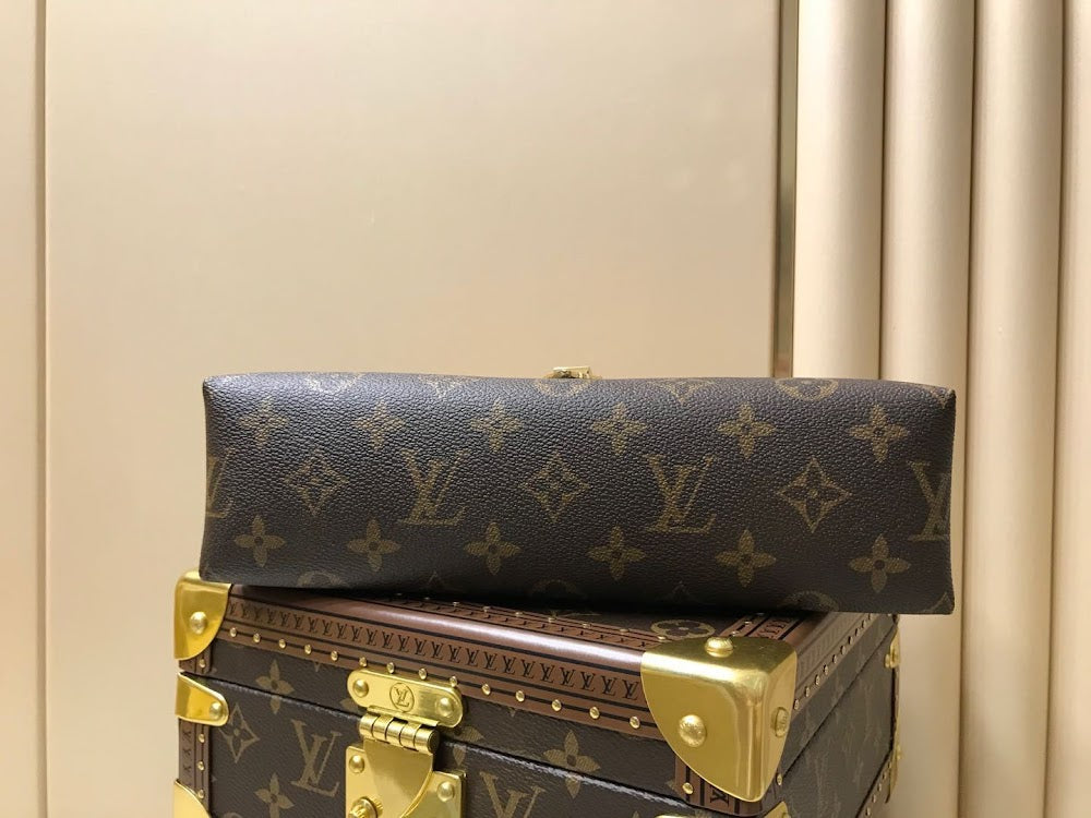 Dragons Bags ln Luxury Bag --60612