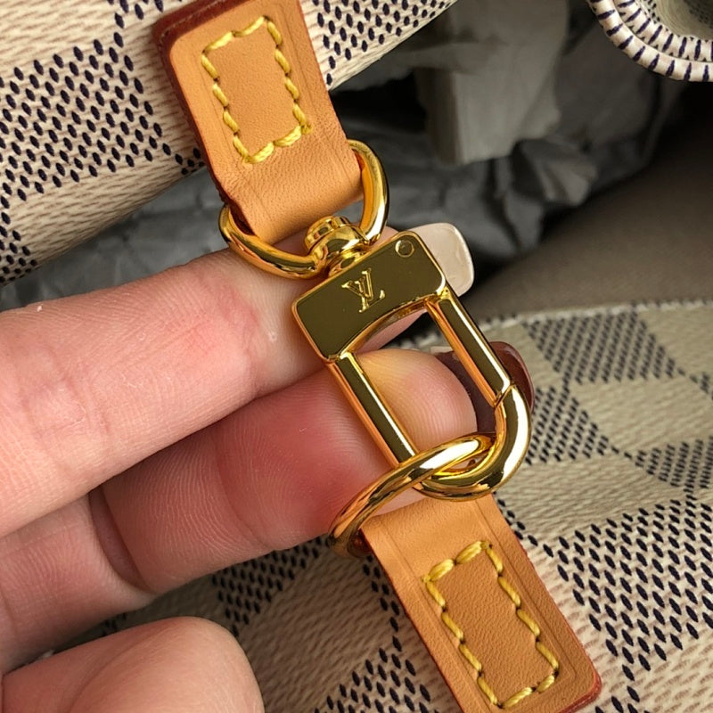 Dragons Bags ln Luxury Bag --66980