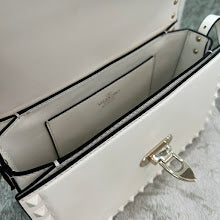 new-luxury-designer-bags-nm2870
