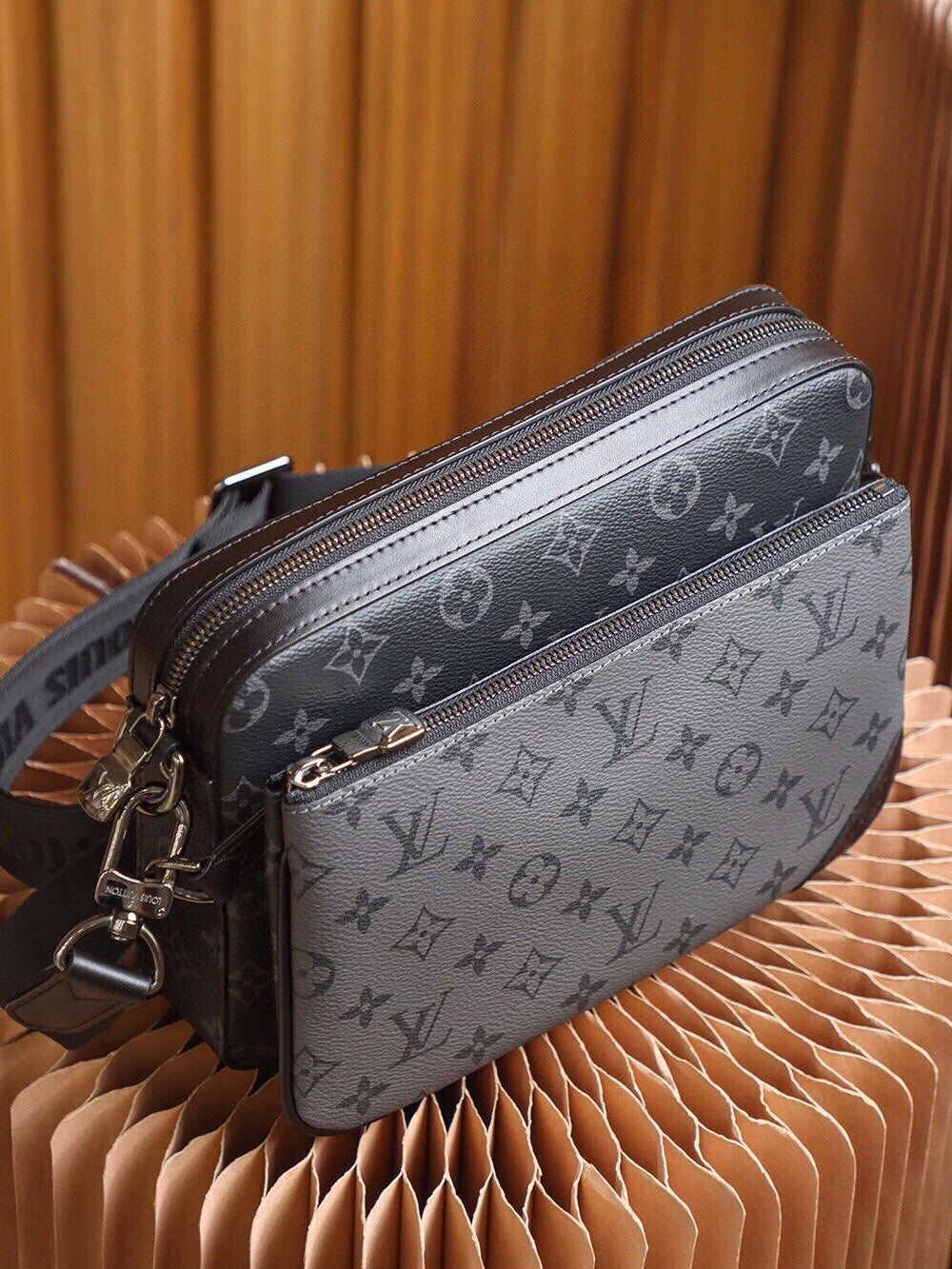 Dragons Bags ln Luxury Bag --71626