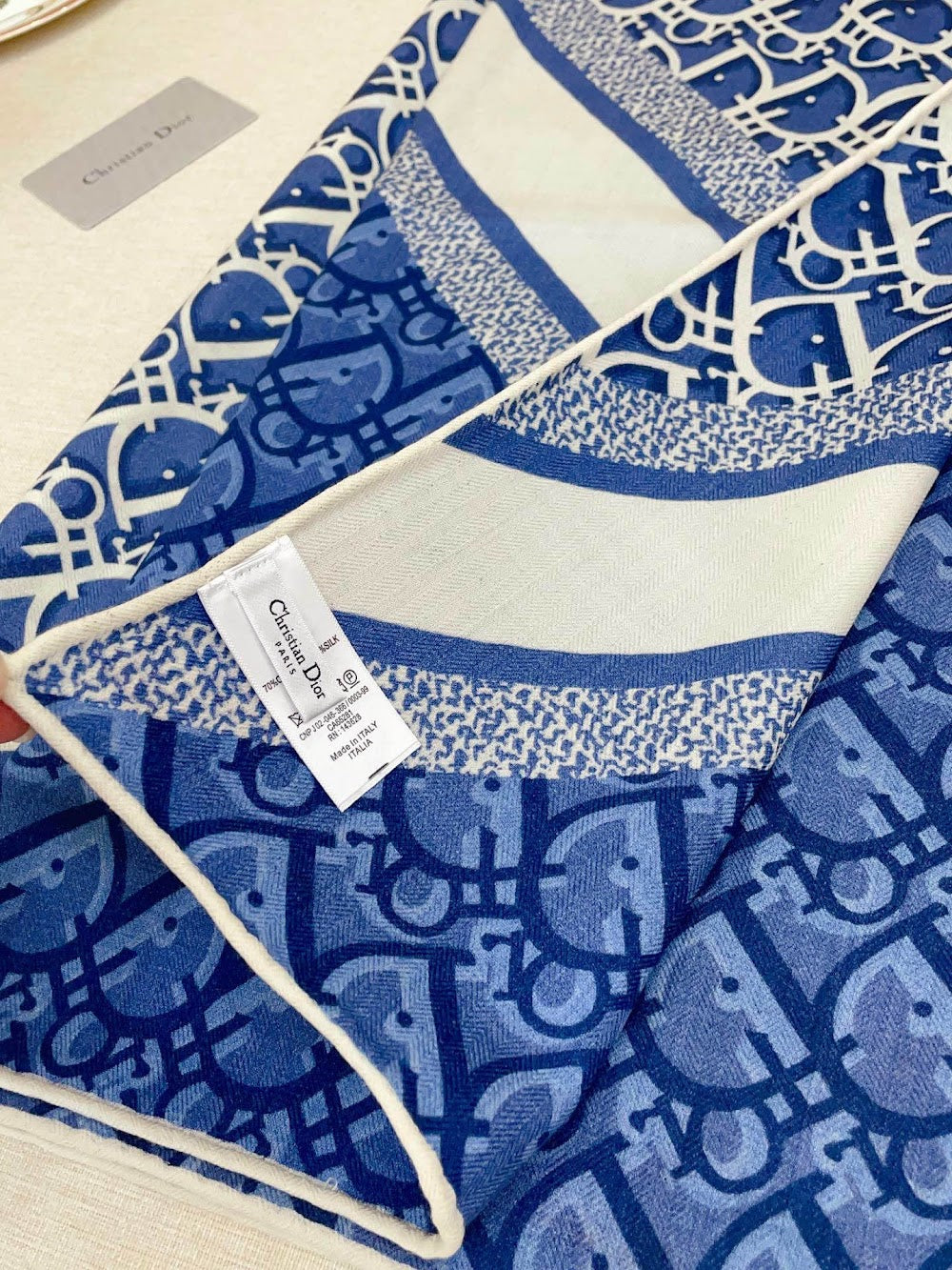 Dragons Bags Premium Designer Scarf --99228