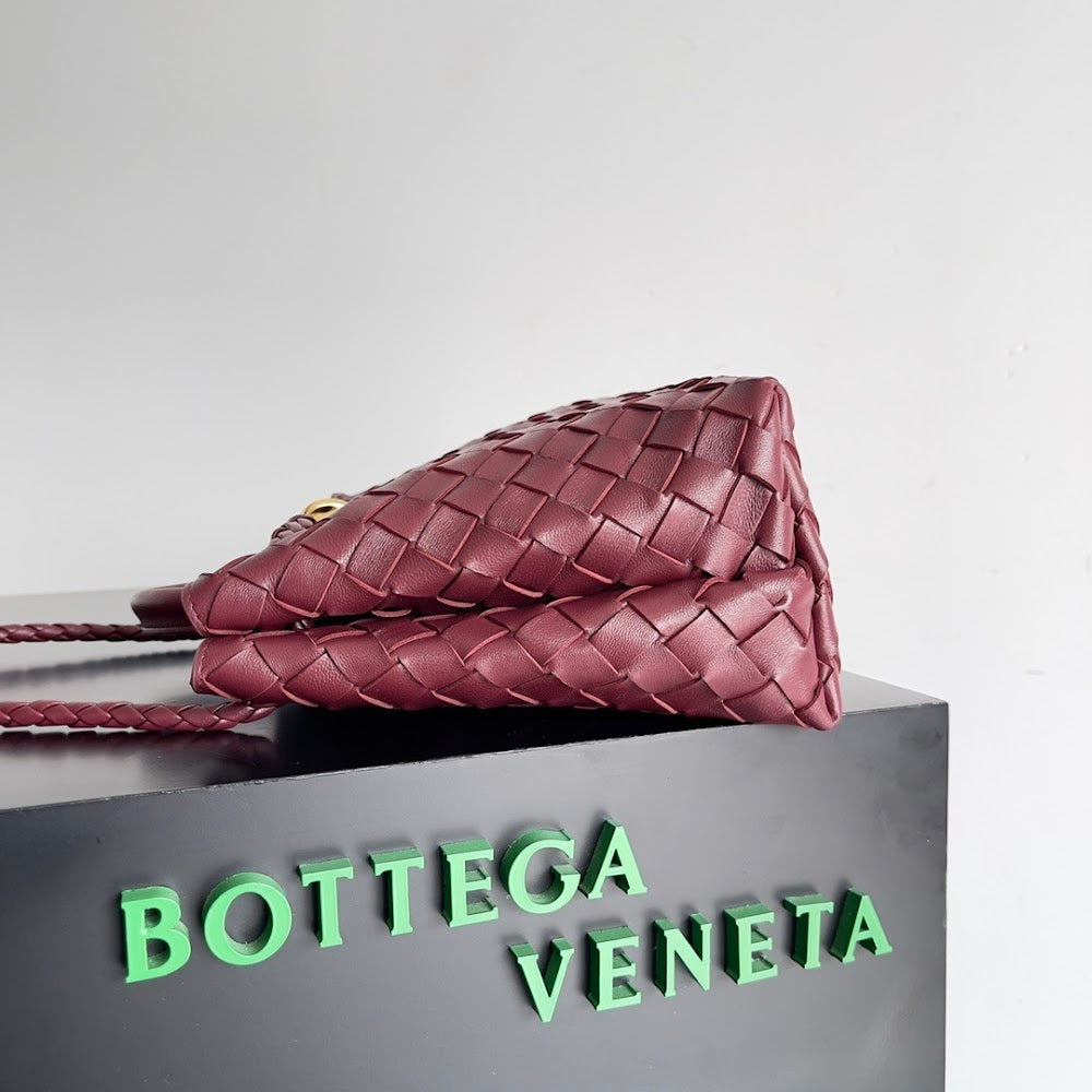 new-luxury-designer-bags-nm10699