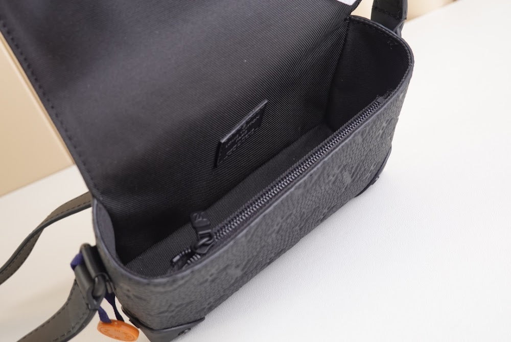 Dragons Bags ln Luxury Bag --67772
