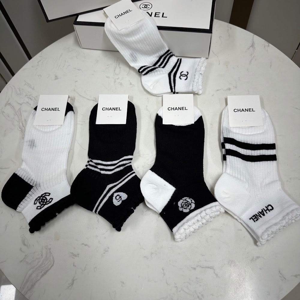 Dragons Bags Premium Luxury Socks --98314