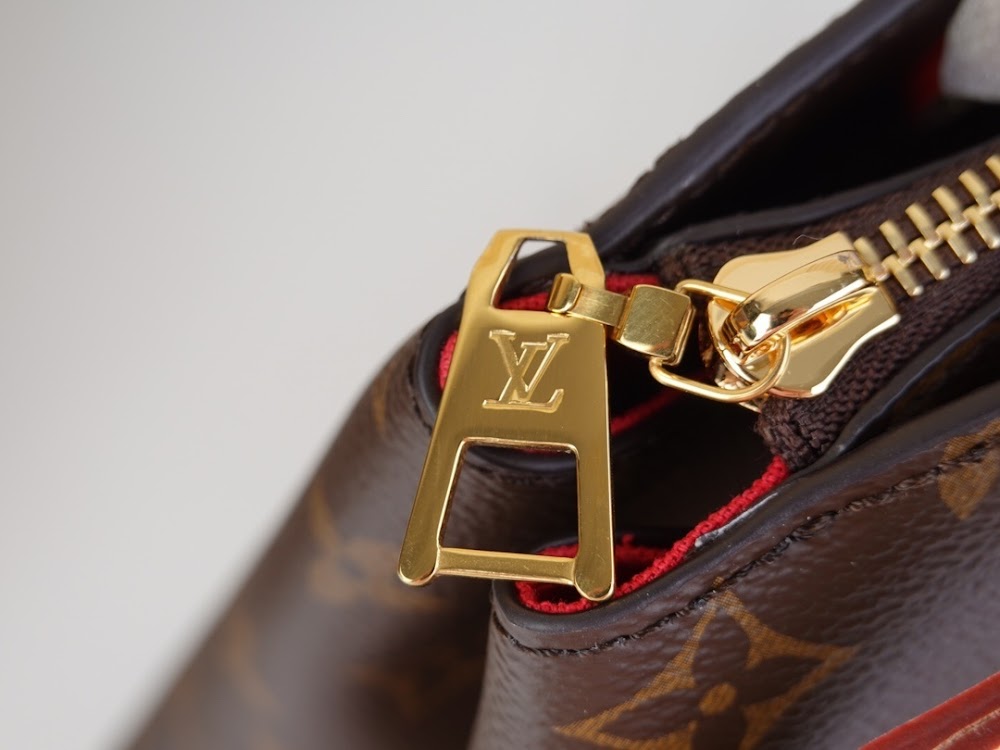 Dragons Bags ln Luxury Bag --60398