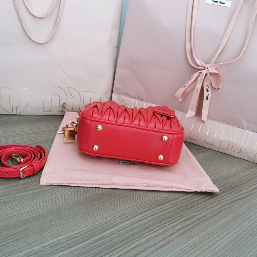 Dragons Bags Miun Miun Luxury Bag --122696