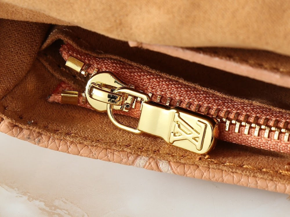 Dragons Bags ln Luxury Bag --76490