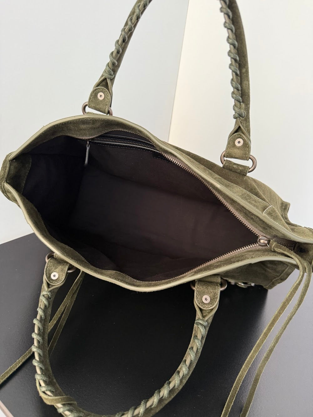 Dragons Bags Balenciaga Luxury Bag --111545