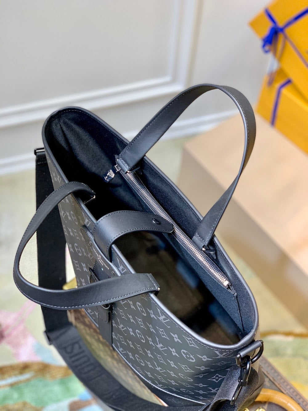 Dragons Bags ln Luxury Bag --70209