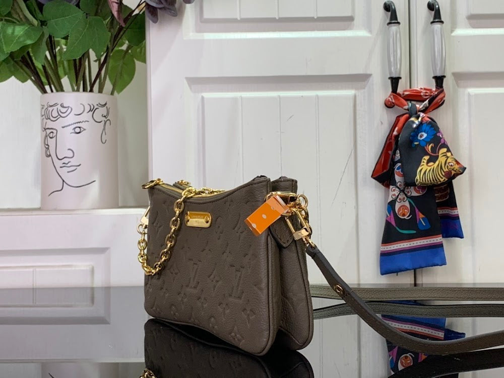 Dragons Bags ln Luxury Bag --96710