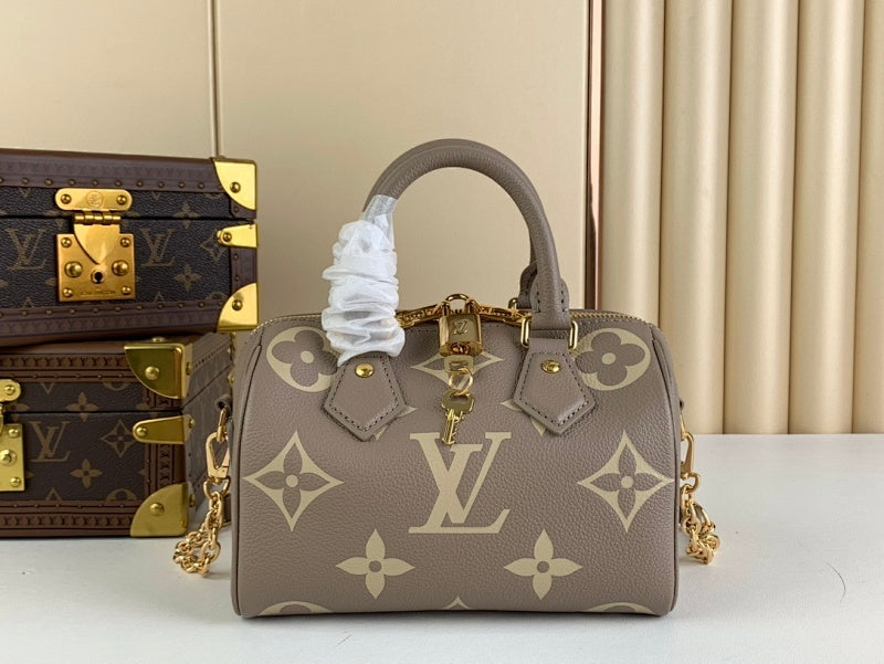 Dragons Bags ln Luxury Bag --68047