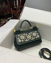 new-luxury-designer-bags-nm6858