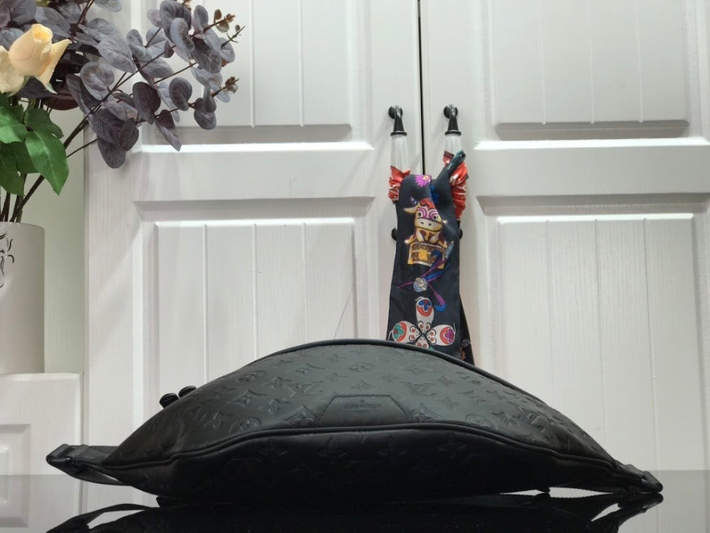 Dragons Bags ln Luxury Bag --97149
