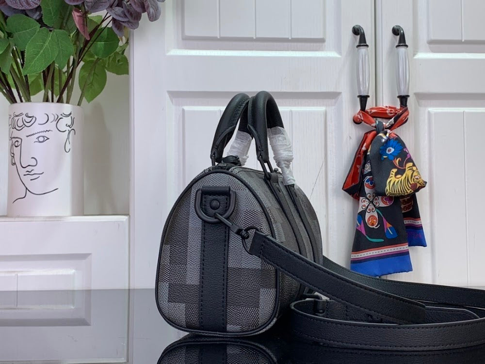 Dragons Bags ln Luxury Bag --97133