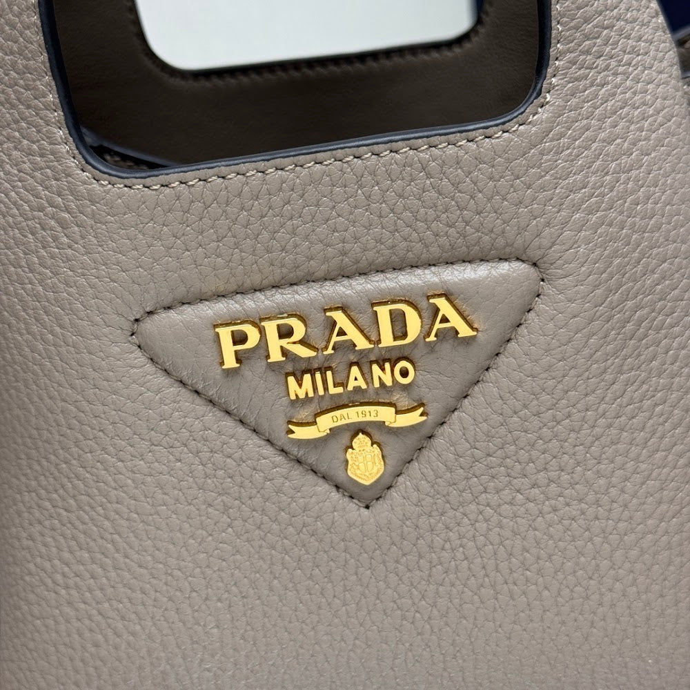 Dragons Bags Pradn Luxury Bag --102581
