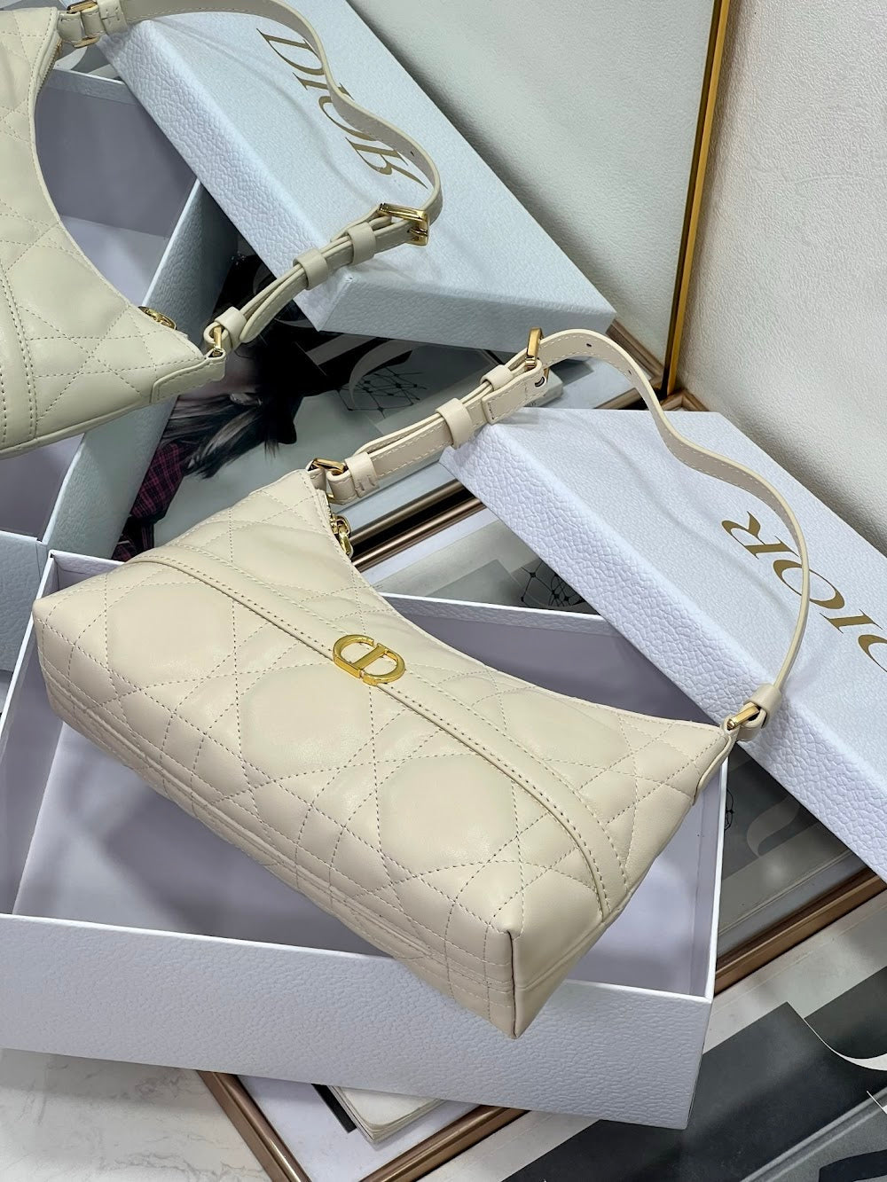 Dragons BagsDiorn Luxury Bag --116422