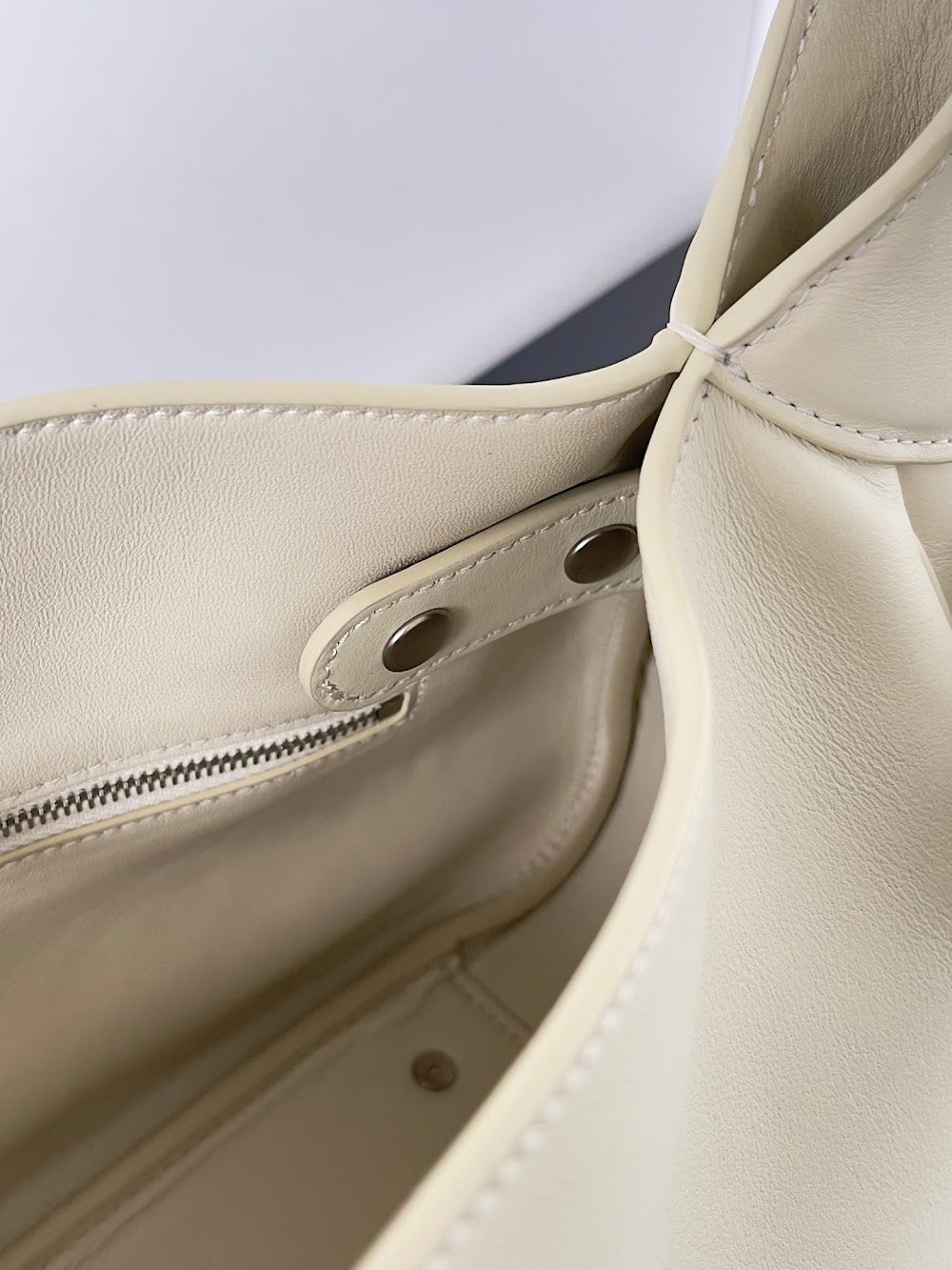 Dragons Bags Balenciaga Luxury Bag --111715