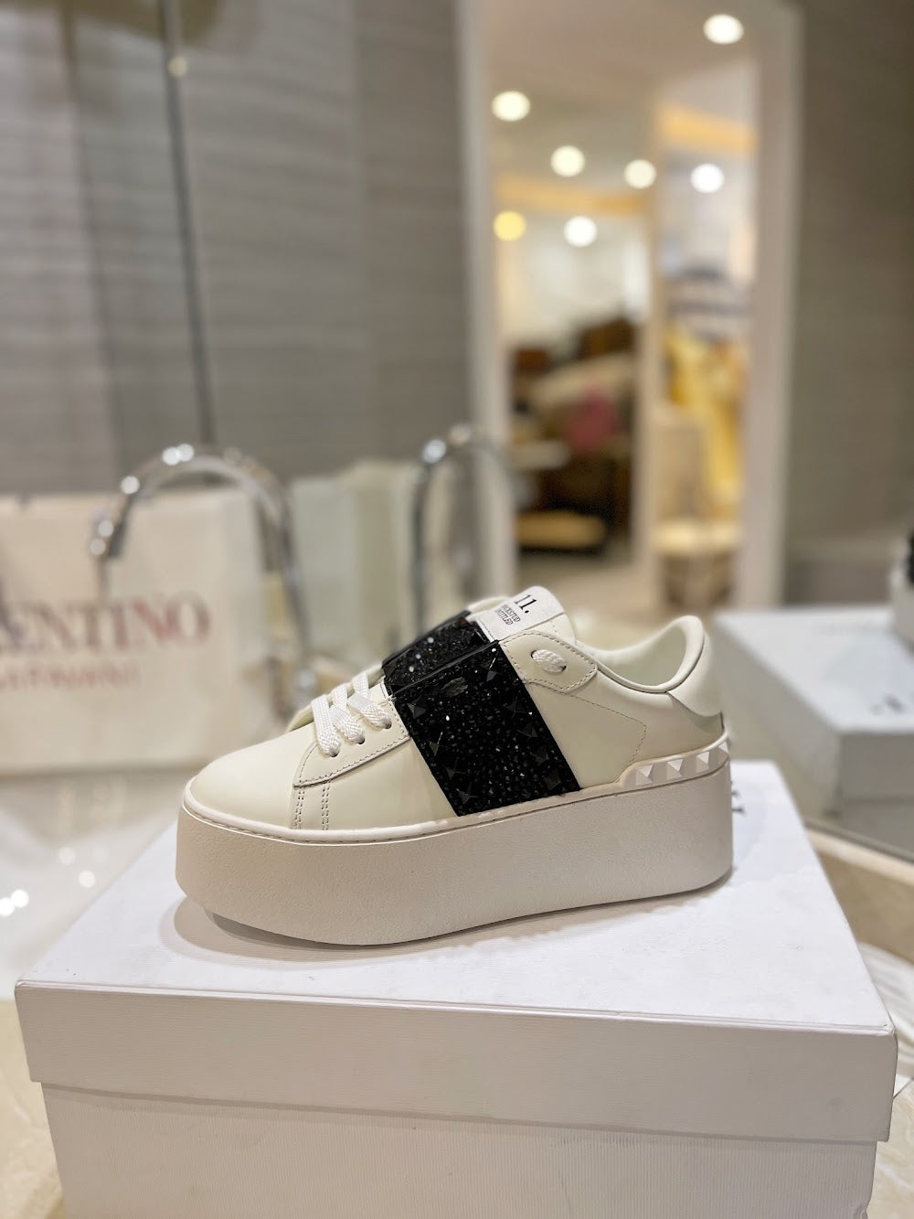 Dragons Bags Valentino Luxury Shoes --52543