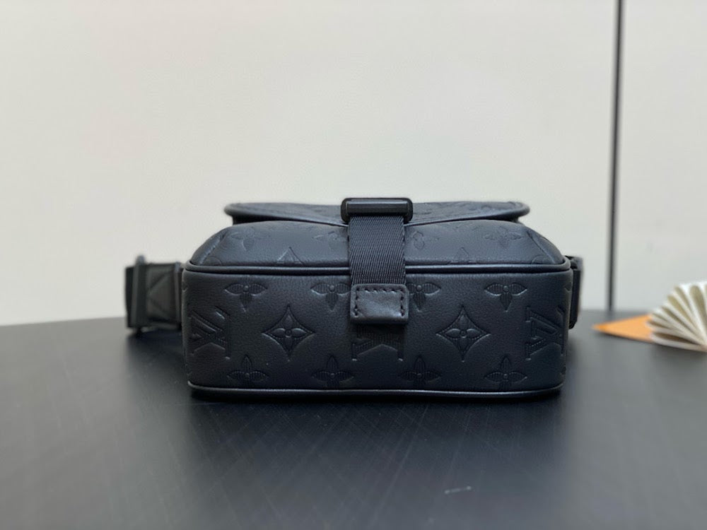 Dragons Bags ln Luxury Bag --70978