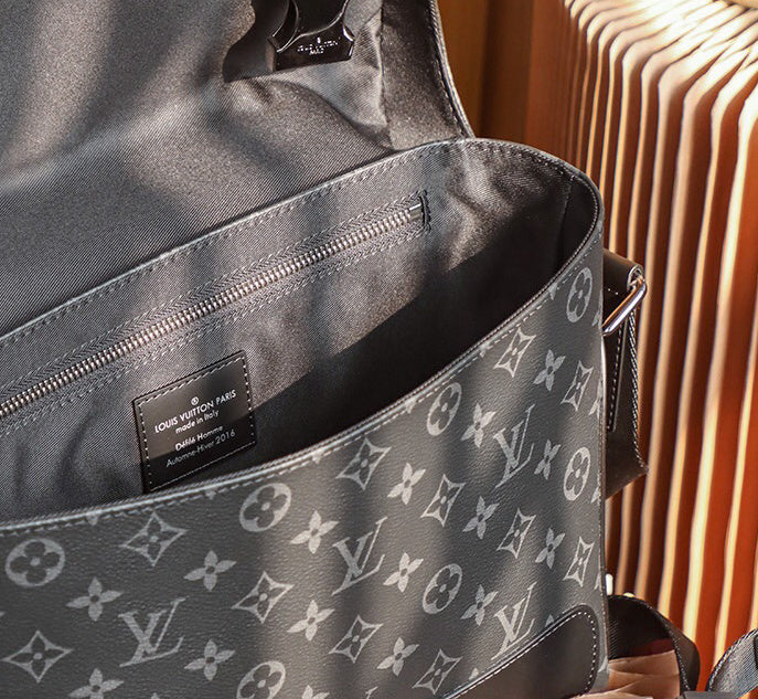 Dragons Bags ln Luxury Bag --71064