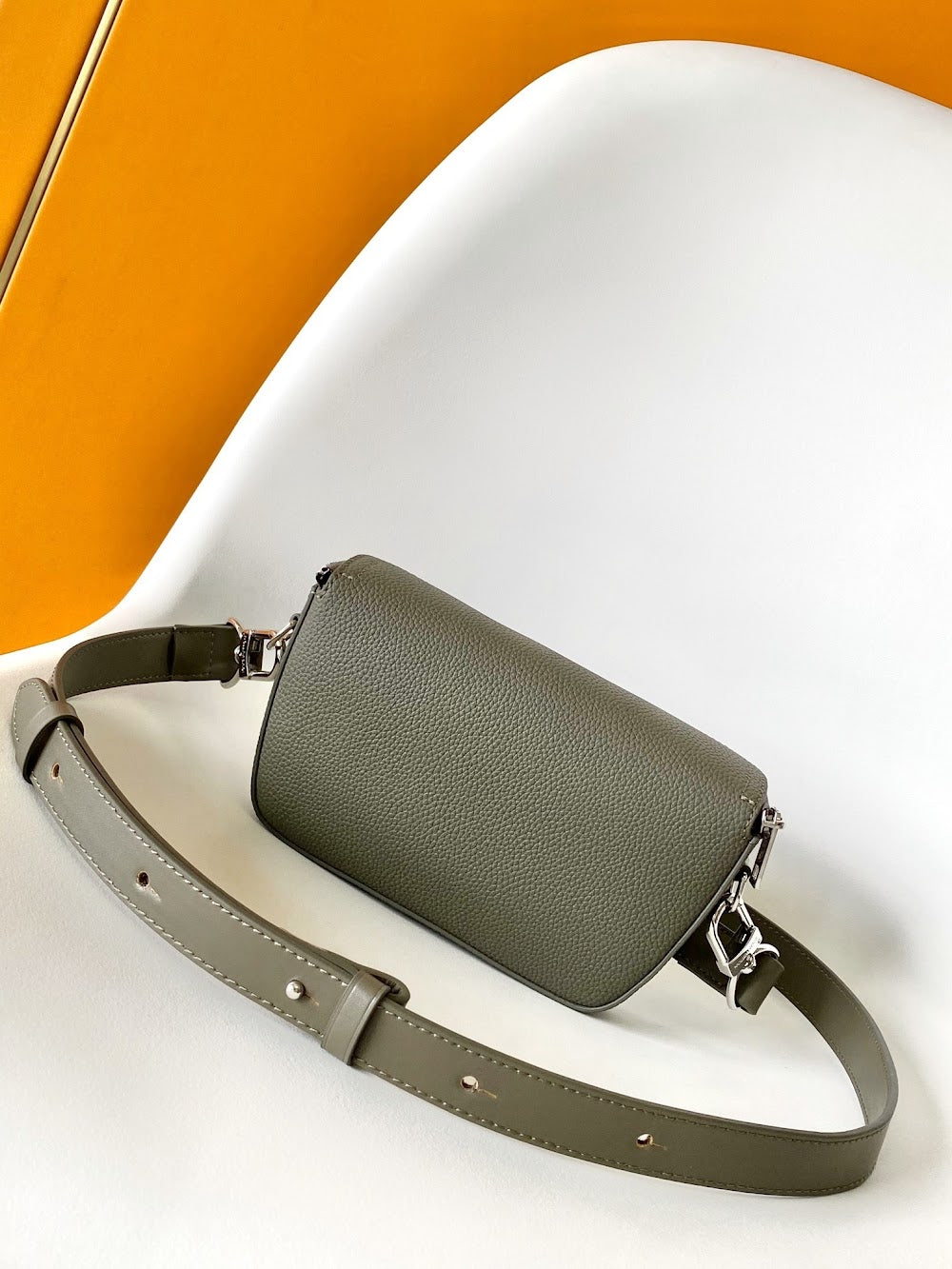 Dragons Bags ln Luxury Bag --71663