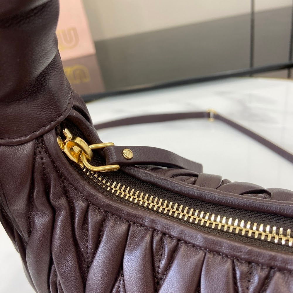 Dragons Bags Miun Miun Luxury Bag --122165