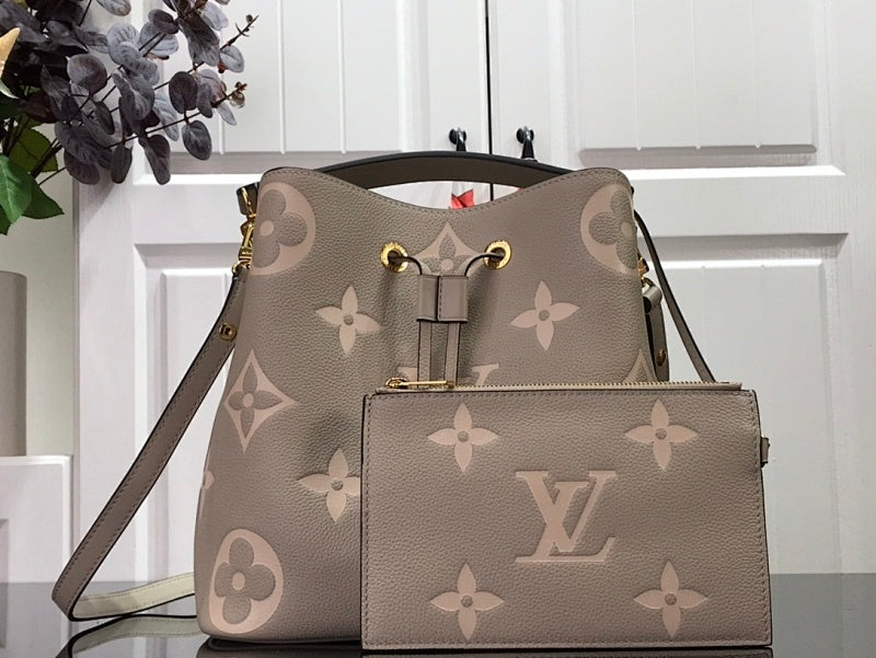 Dragons Bags ln Luxury Bag --59656