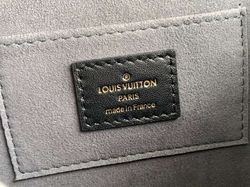 Dragons Bags ln Luxury Bag --68143