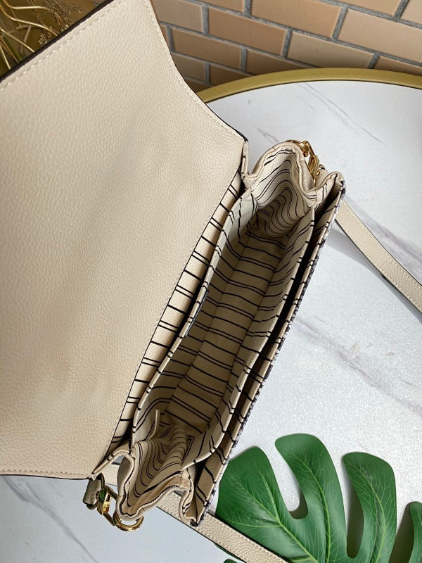 Dragons Bags ln Luxury Bag --77907