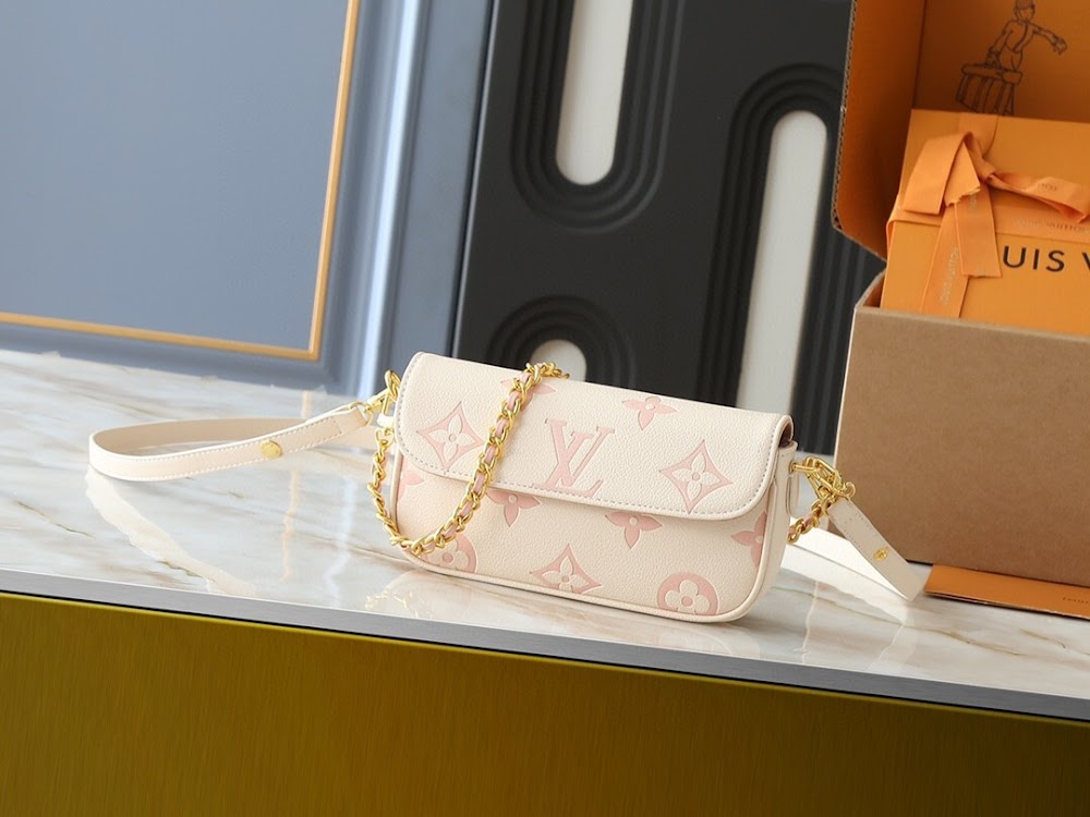 Dragons Bags ln Luxury Bag --76863