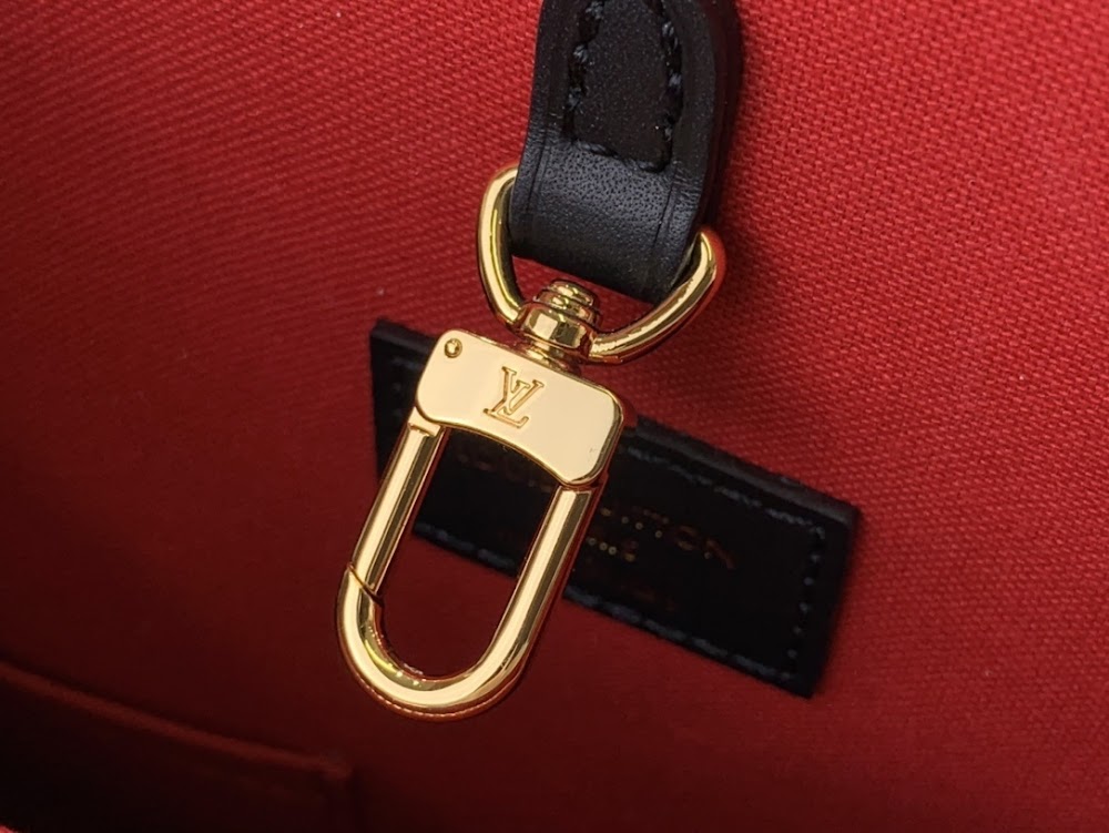 Dragons Bags ln Luxury Bag --97094