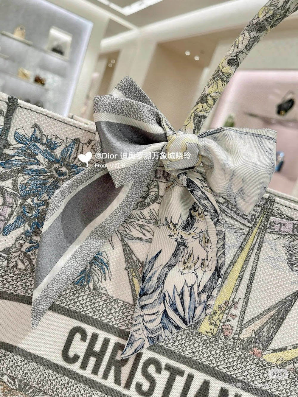 Dragons Bags Premium Designer Scarf --98957