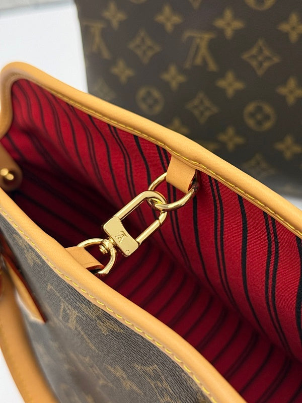 Dragons Bags ln Luxury Bag --81802