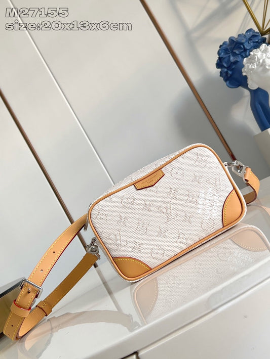 Dragons Bags ln Luxury Bag --97449