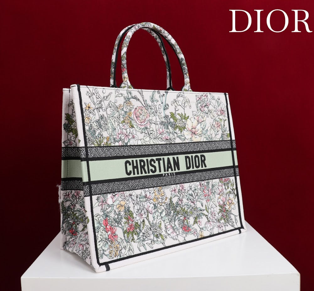 Dragons BagsDiorn Luxury Bag --116150