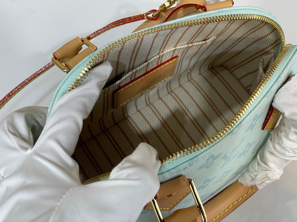 Dragons Bags ln Luxury Bag --96170